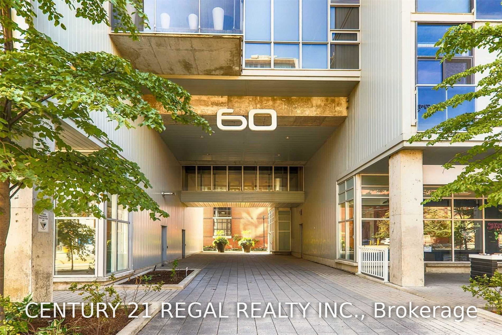 60-bathurst-street-toronto-toronto-ontario-c13693750