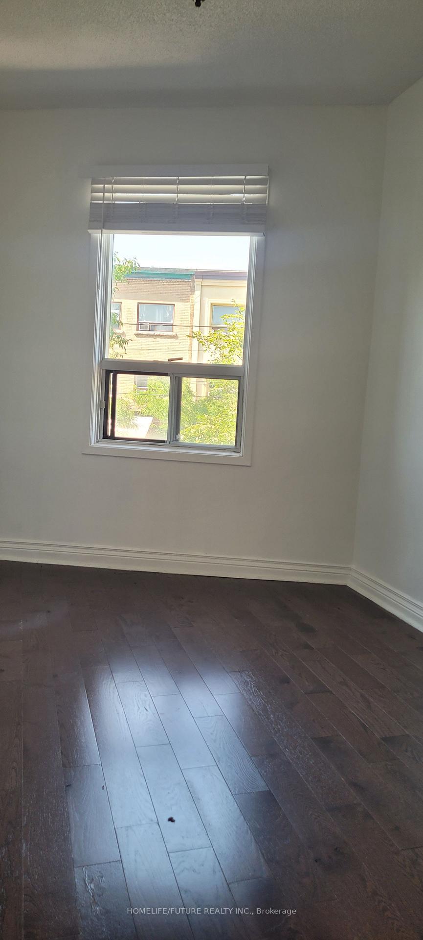 697-college-street-toronto-toronto-ontario-c13693882