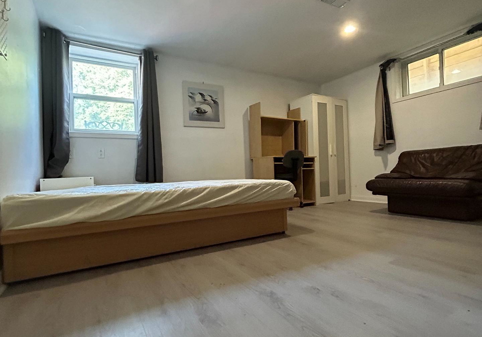 186-wilfred-ave-avenue-toronto-north-york-ontario-c13694242