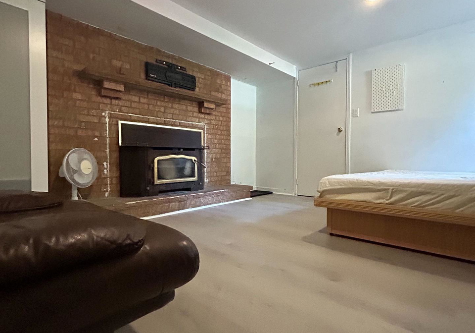 186-wilfred-ave-avenue-toronto-north-york-ontario-c13694242
