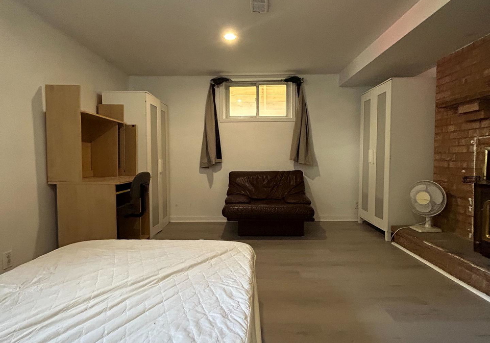 186-wilfred-ave-avenue-toronto-north-york-ontario-c13694242