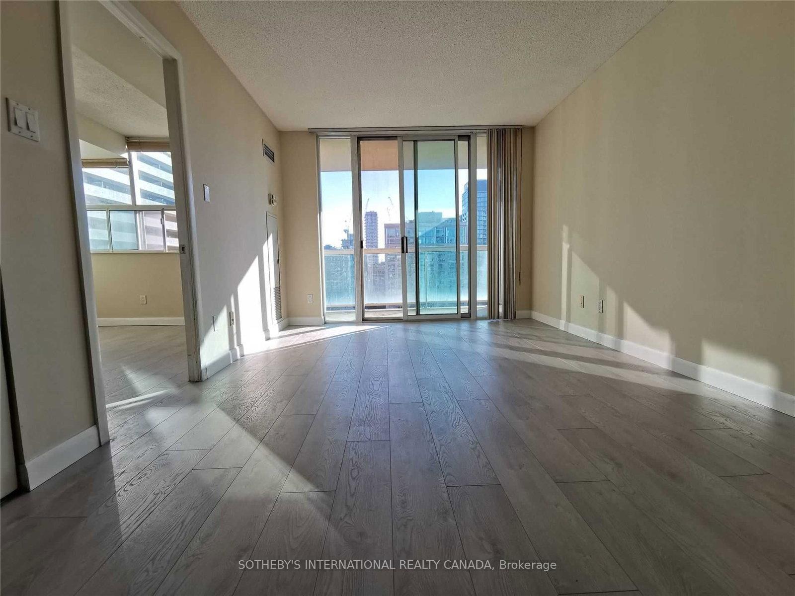 313-richmond-street-e-toronto-toronto-ontario-c13694272