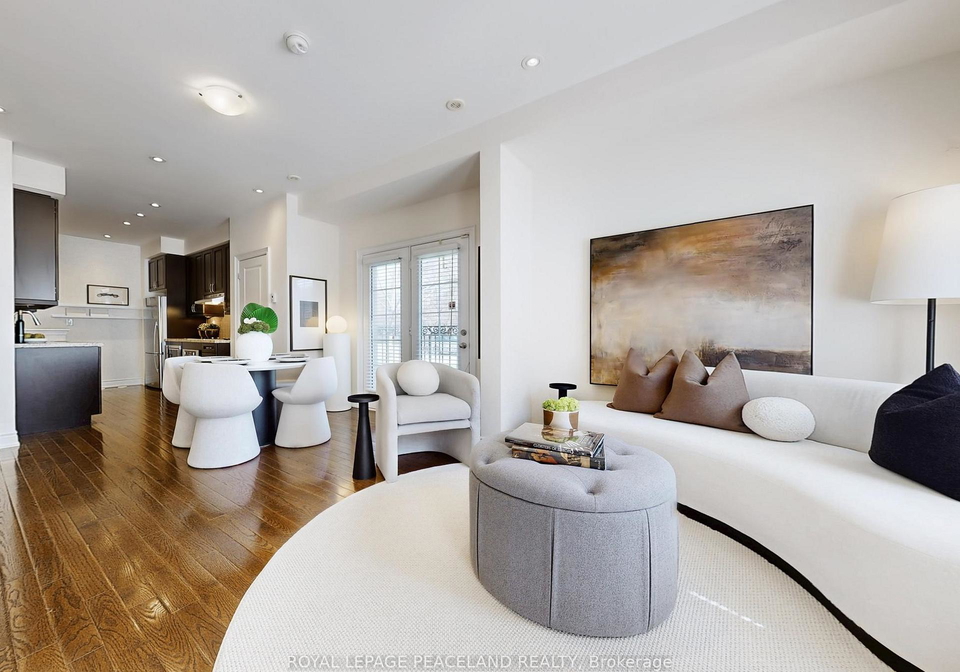 82-hargrave-lane-toronto-north-york-ontario-c13694302