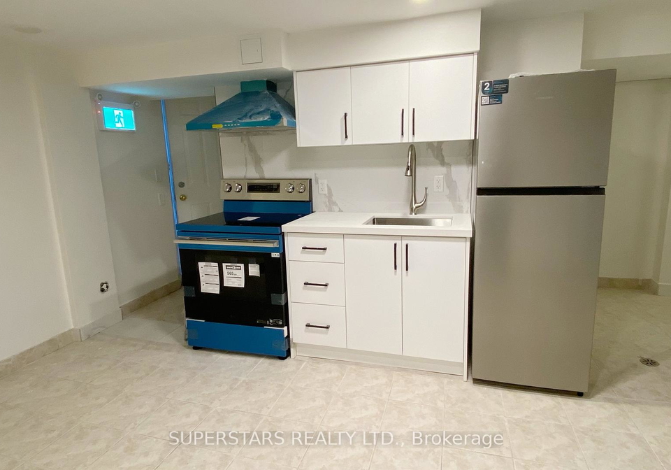 122-huron-street-toronto-toronto-ontario-c13694488