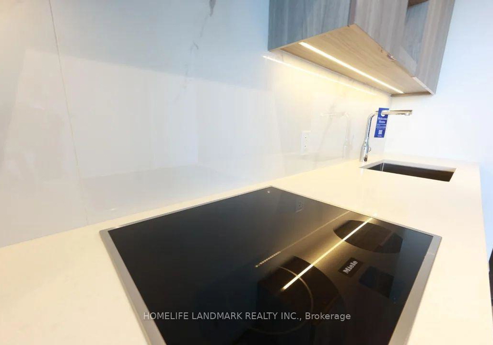 27-mcmahon-drive-toronto-north-york-ontario-c13694558