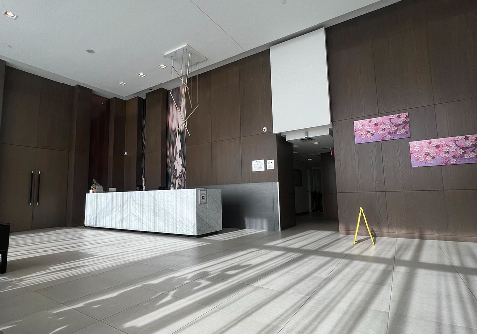121-mcmahon-drive-toronto-north-york-ontario-c13694656