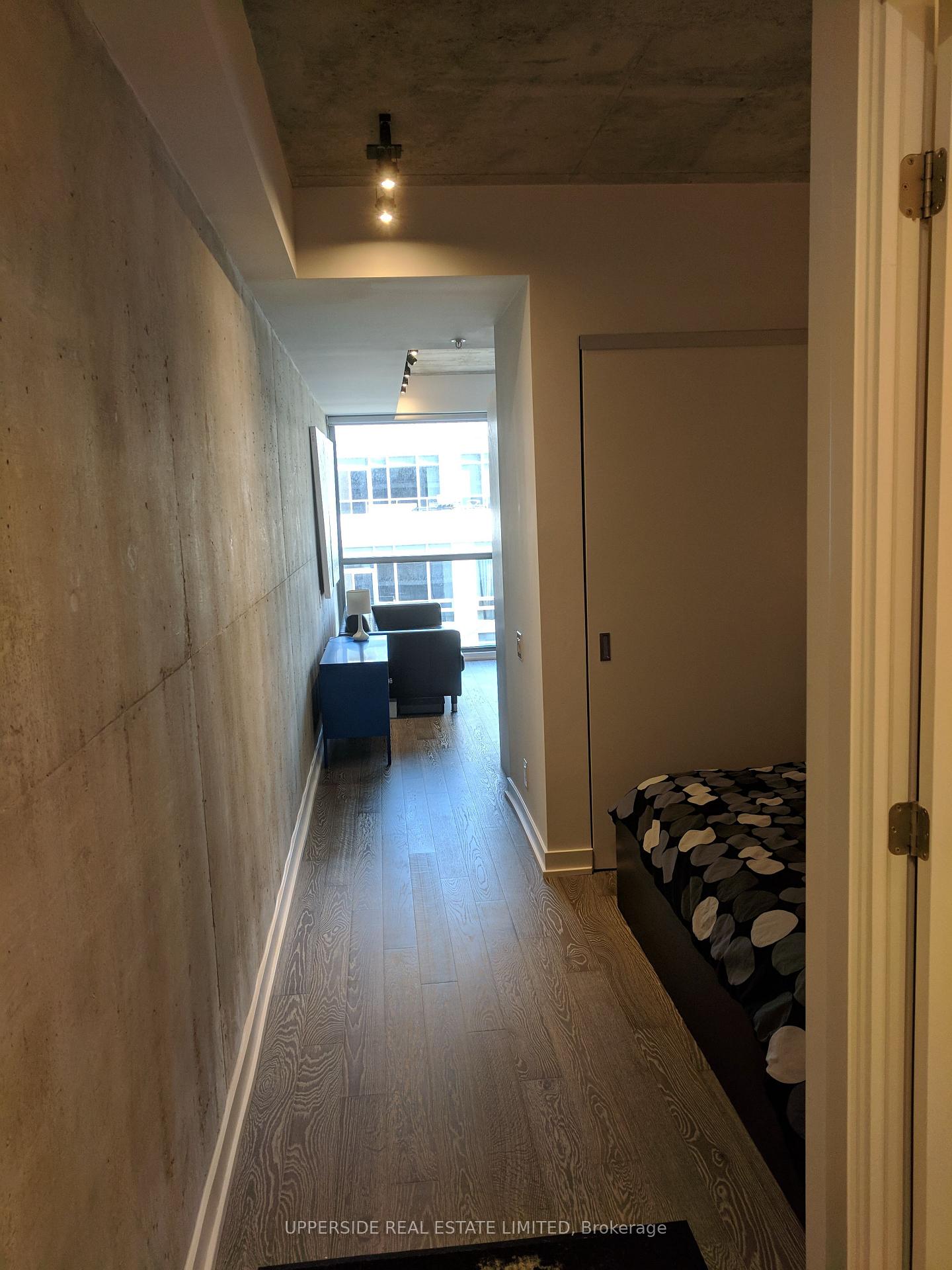 39-brant-street-toronto-toronto-ontario-c13694776