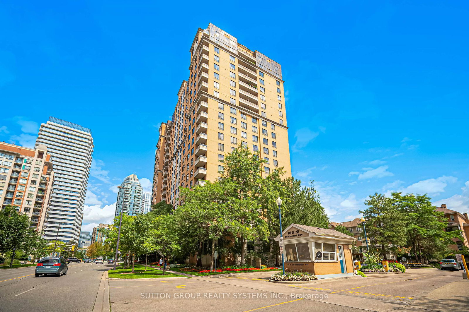18-sommerset-way-toronto-north-york-ontario-c13695362