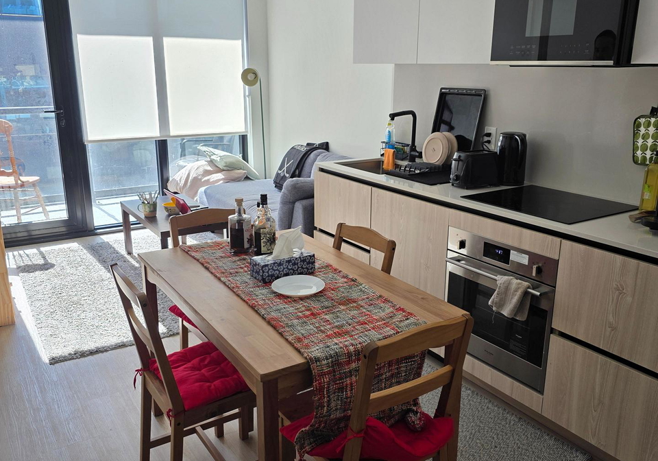 699-sheppard-avenue-toronto-north-york-ontario-c13695676
