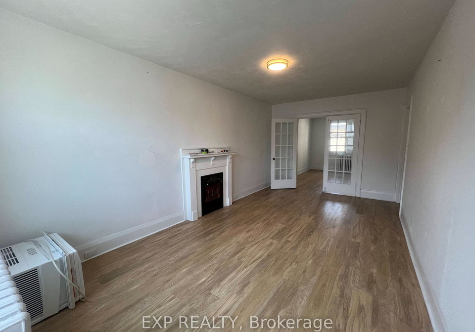 102-greensides-avenue-toronto-toronto-ontario-c13695792
