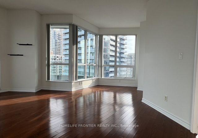 18-holmes-avenue-toronto-north-york-ontario-c13695810