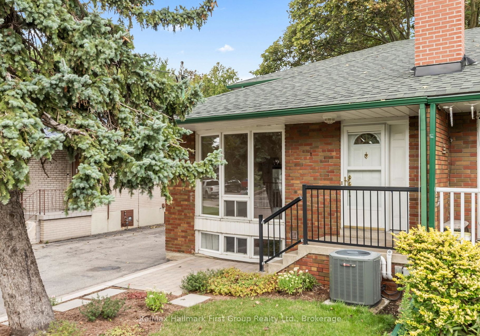 121-roywood-drive-toronto-north-york-ontario-c13696014