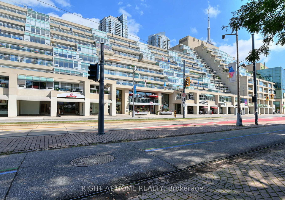 460-queens-quay-w-toronto-toronto-ontario-c13696028