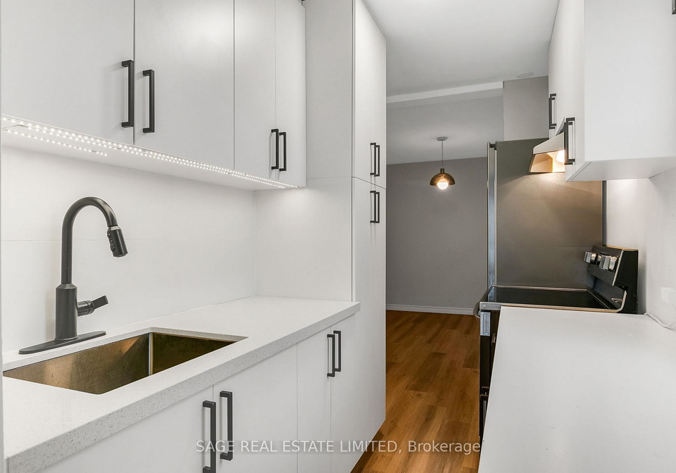 633-st-clair-avenue-w-toronto-toronto-ontario-c13696428
