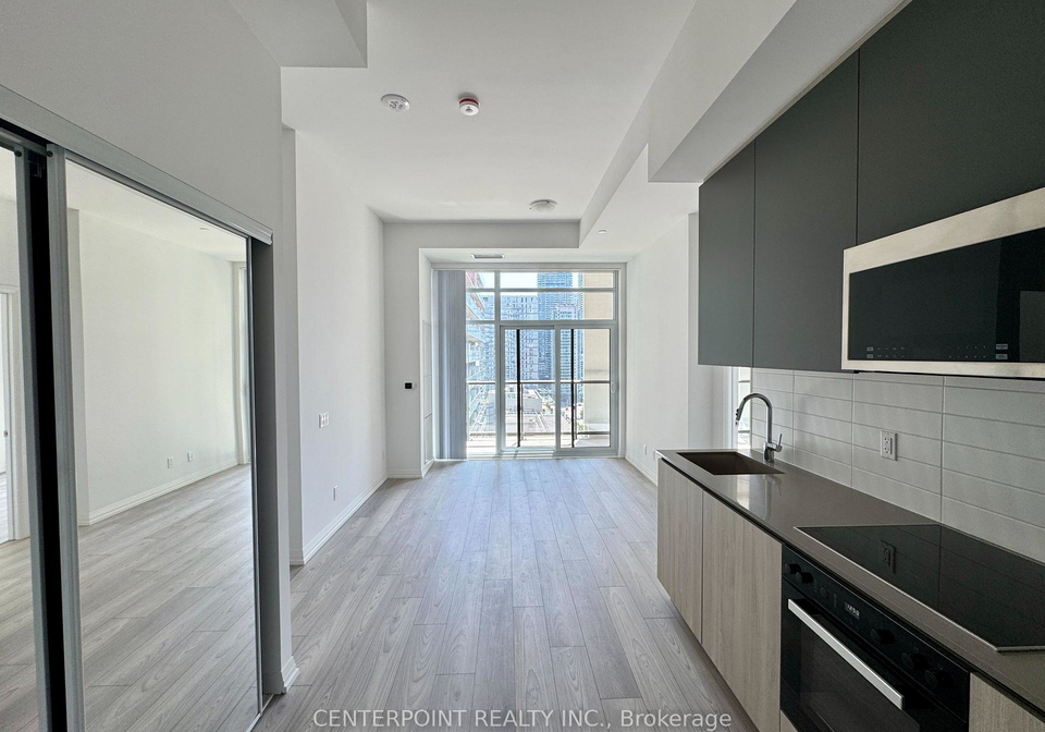 400-king-street-w-toronto-toronto-ontario-c13697080