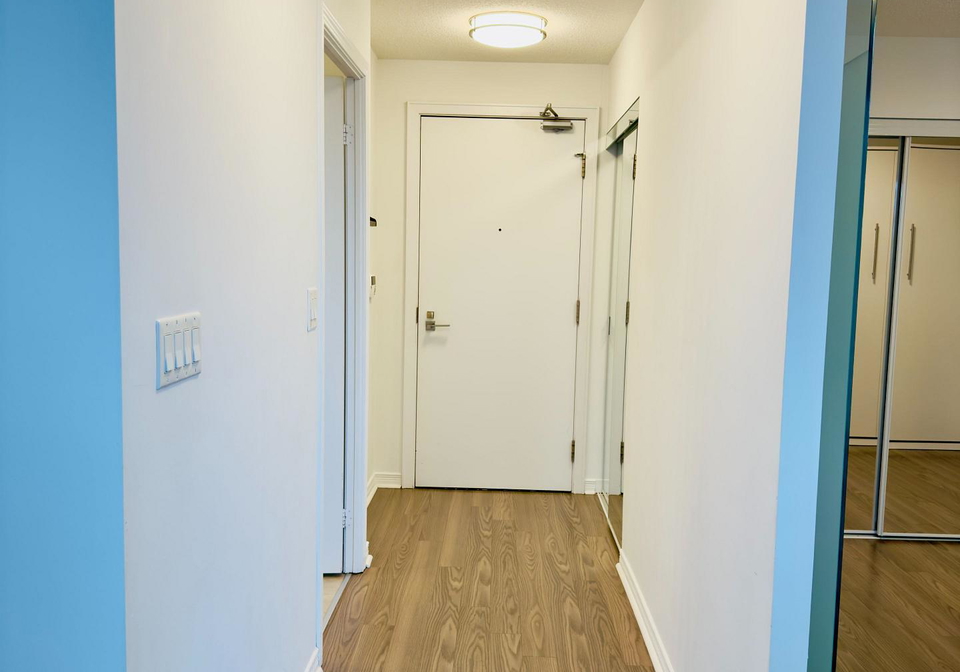 352-front-street-toronto-toronto-ontario-c13697112