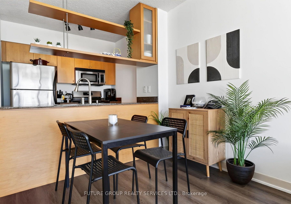 5-mariner-terrace-toronto-toronto-ontario-c13697214