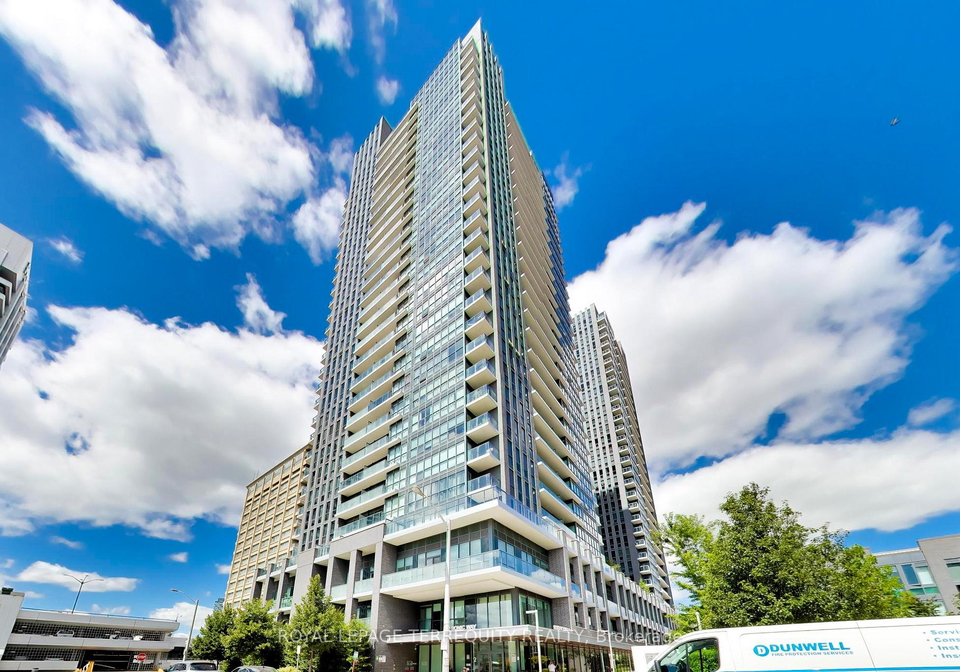 2-sonic-way-toronto-east-york-ontario-c13697352