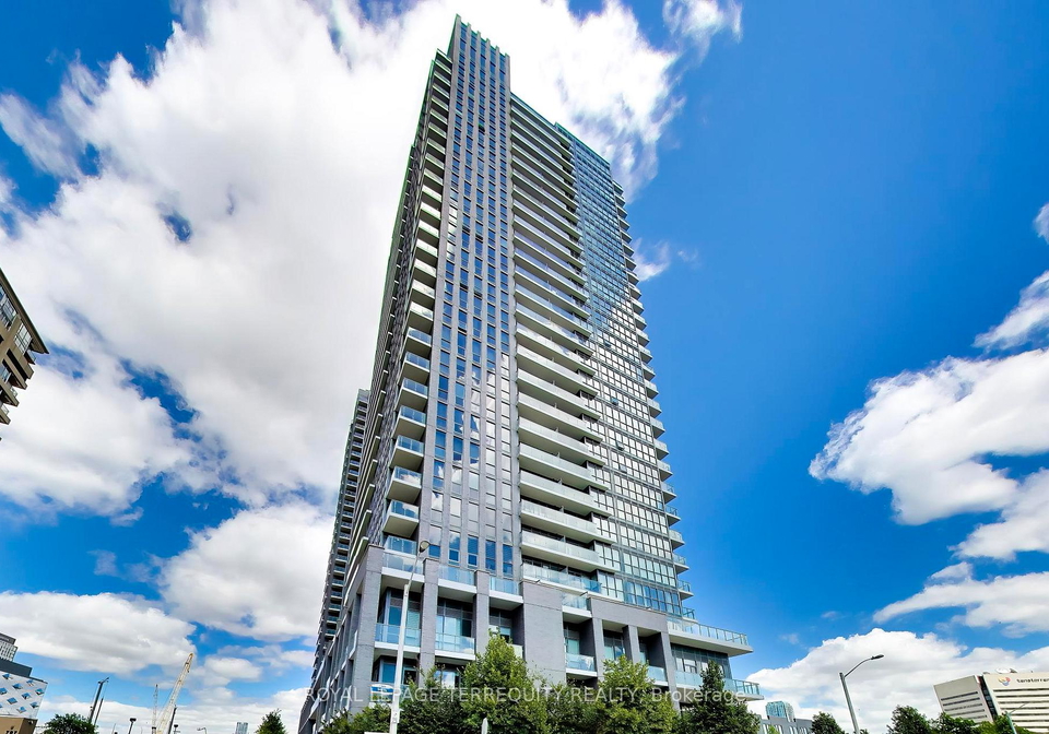 2-sonic-way-toronto-east-york-ontario-c13697352