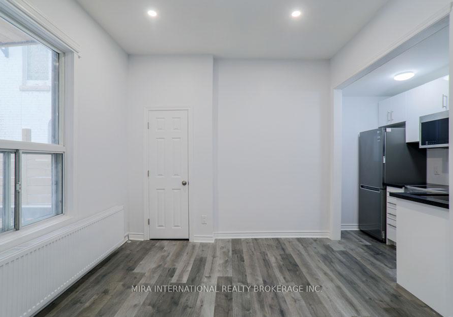 210-carlton-street-toronto-toronto-ontario-c13697390