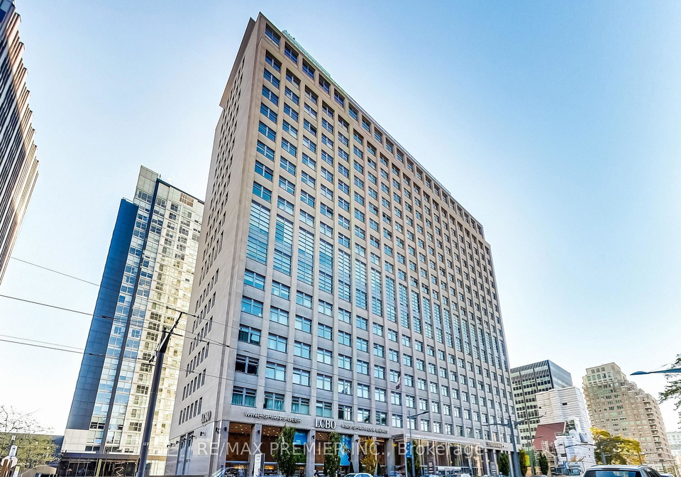 111-st-clair-avenue-w-toronto-toronto-ontario-c13697768