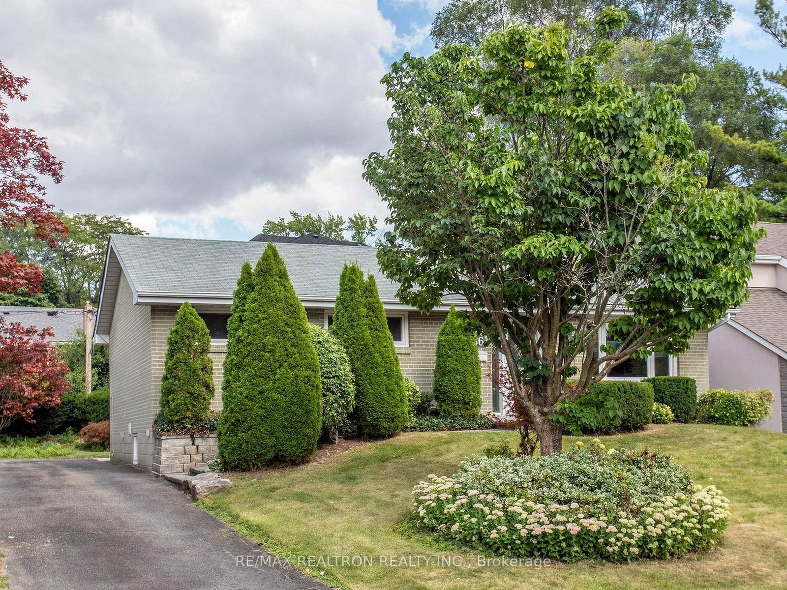 56-ternhill-crescent-toronto-north-york-ontario-c13697842