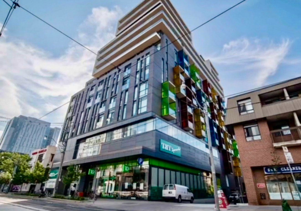 297-college-street-toronto-toronto-ontario-c13698022