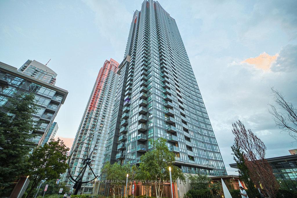 11-brunel-court-toronto-toronto-ontario-c13698028