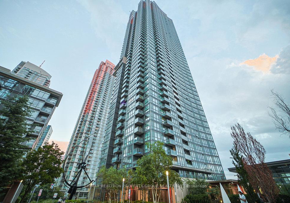 11-brunel-court-toronto-toronto-ontario-c13698028