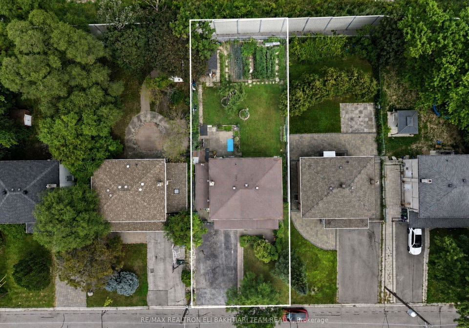 180-woodsworth-road-toronto-north-york-ontario-c13698060