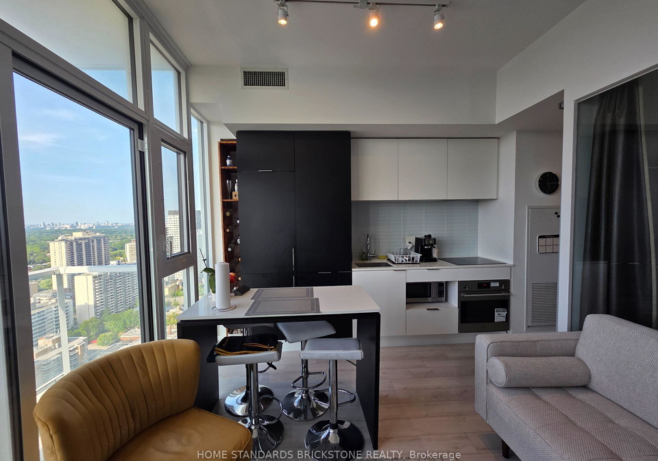 33-helendale-avenue-toronto-toronto-ontario-c13698178
