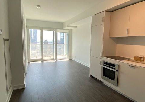 88-queen-street-e-toronto-toronto-ontario-c13698182