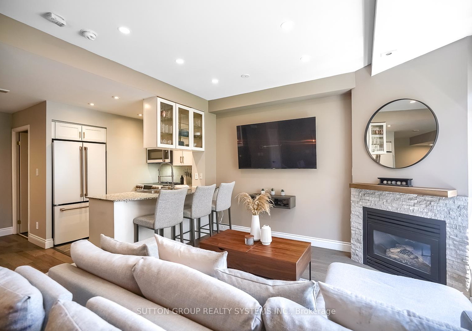 32-stadium-road-toronto-toronto-ontario-c13698272