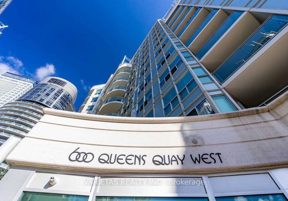600-queens-quay-west-toronto-toronto-ontario-c13698504
