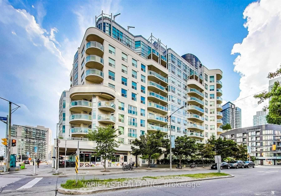 600-queens-quay-west-toronto-toronto-ontario-c13698504