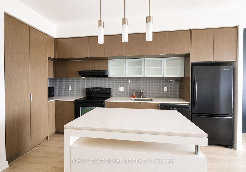 110-charles-street-e-toronto-toronto-ontario-c13698552
