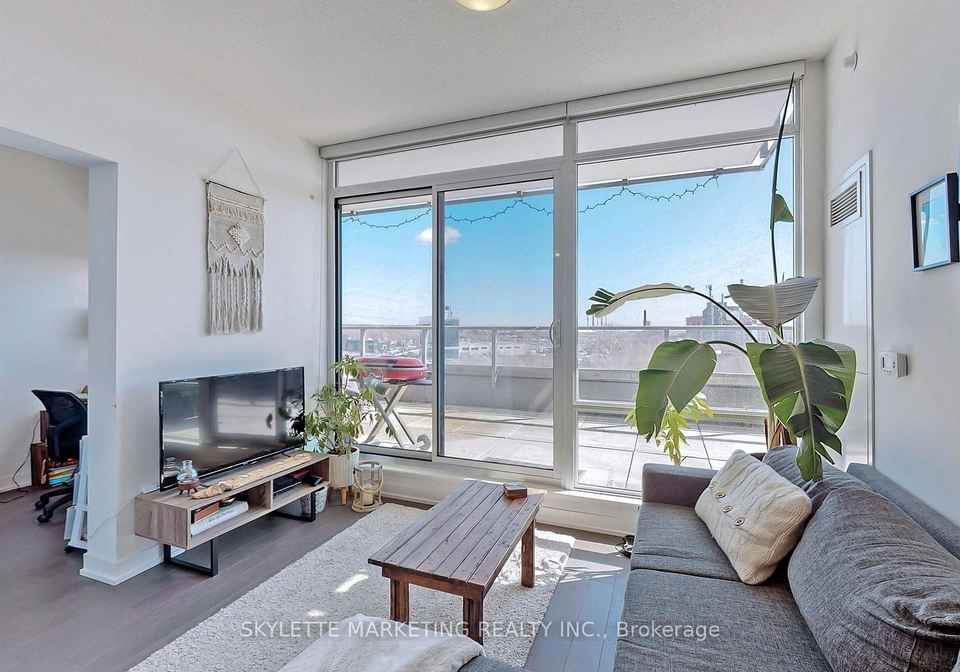 120-bayview-avenue-toronto-toronto-ontario-c13698748