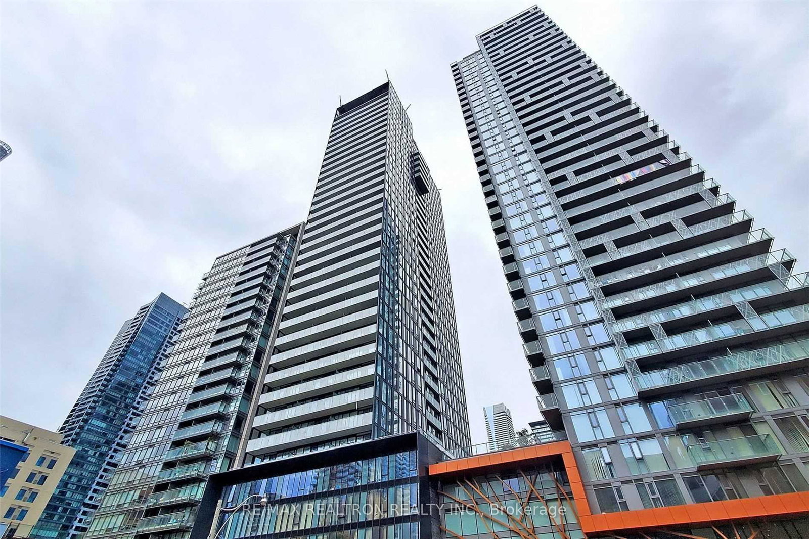 28-wellesley-street-e-toronto-toronto-ontario-c13698764