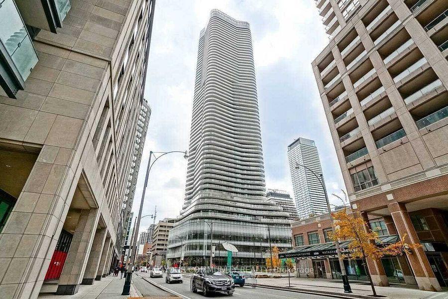 11-wellesley-street-w-toronto-toronto-ontario-c13698912