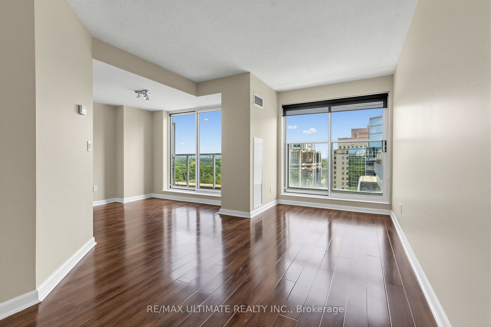 8-park-road-toronto-toronto-ontario-c13699358