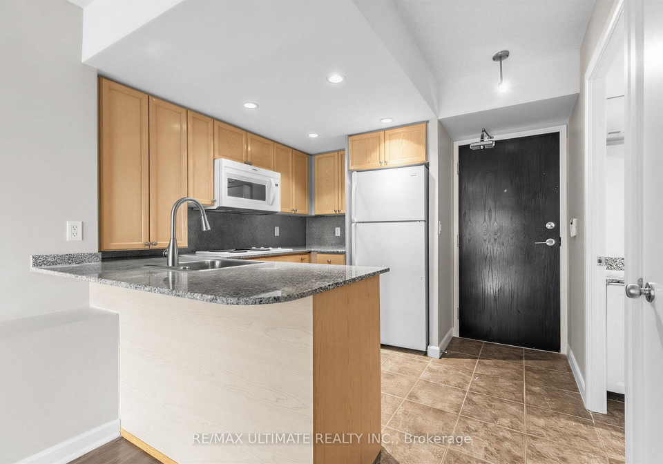 8-park-road-toronto-toronto-ontario-c13699358