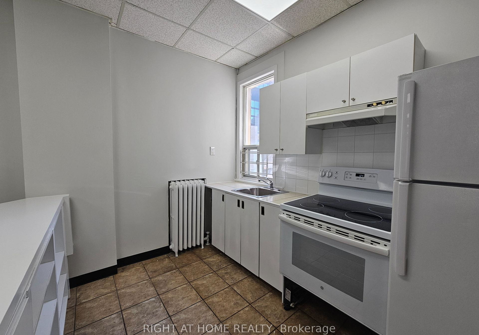 516-yonge-street-toronto-toronto-ontario-c13699780