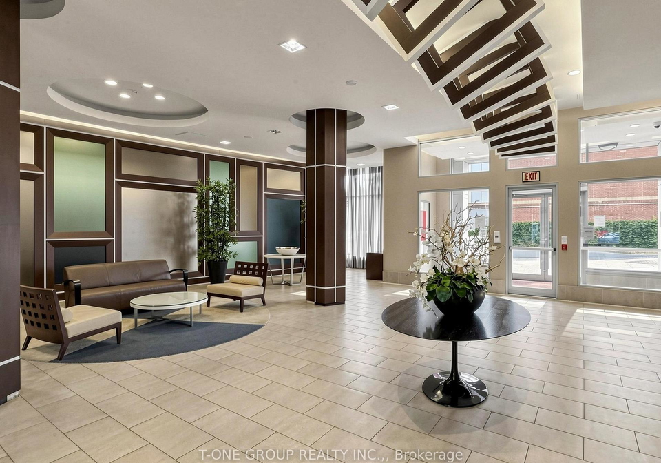 5793-yonge-street-toronto-north-york-ontario-c13700024