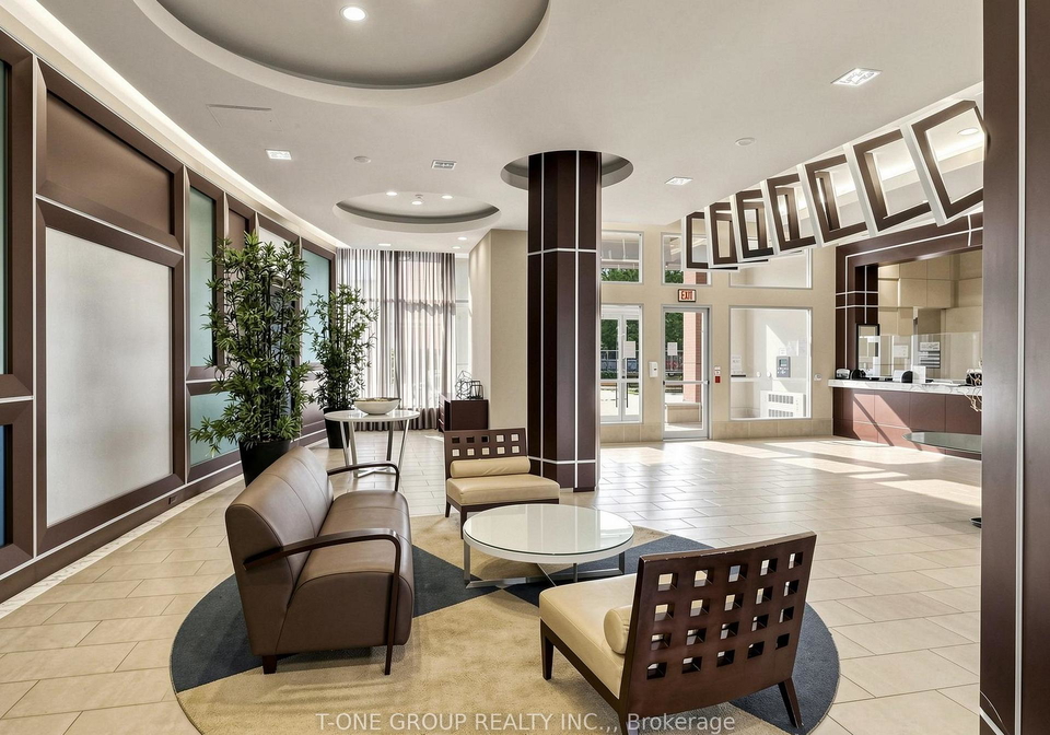 5793-yonge-street-toronto-north-york-ontario-c13700024