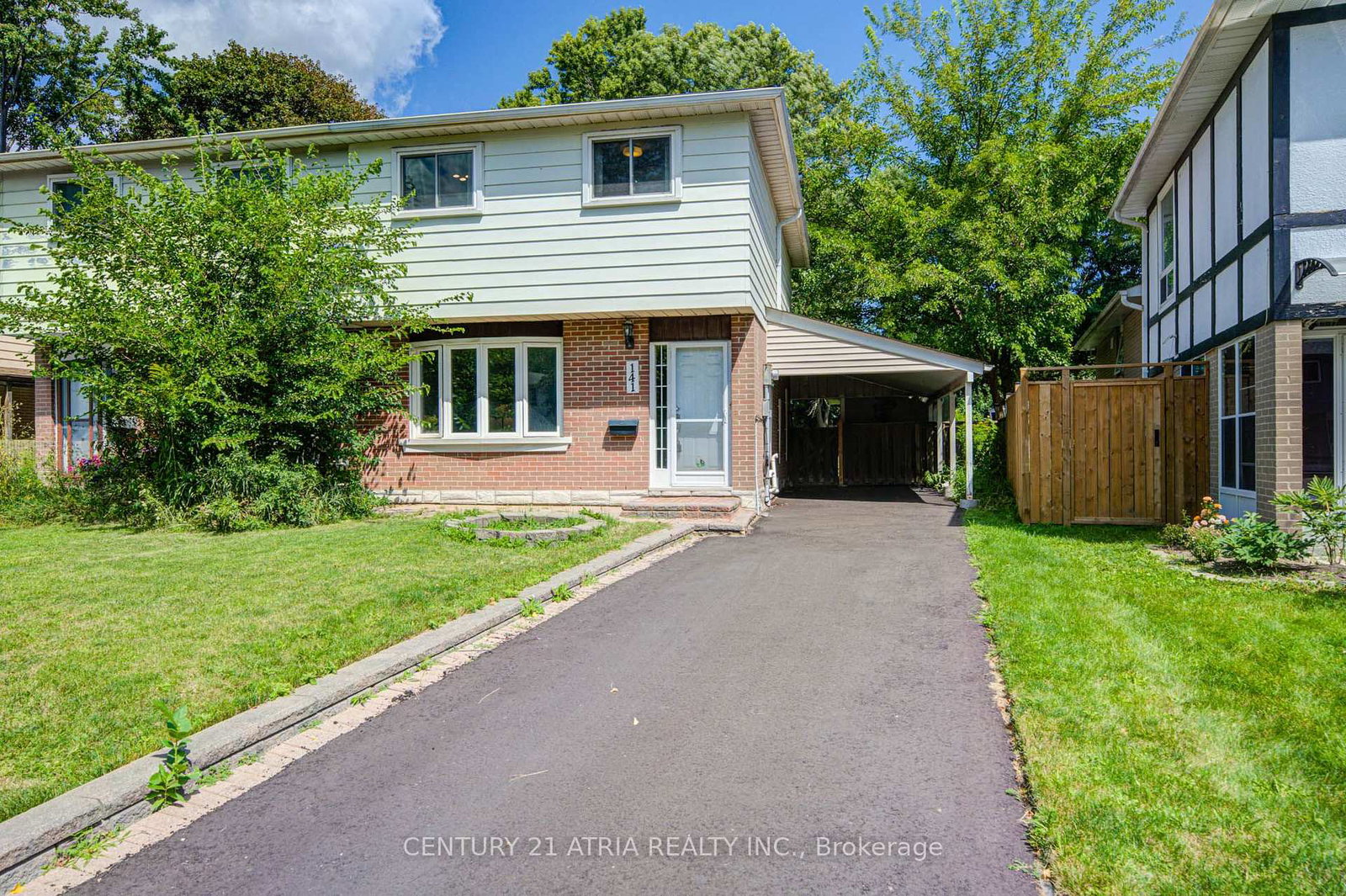 141-hollyberry-trail-toronto-north-york-ontario-c13700174
