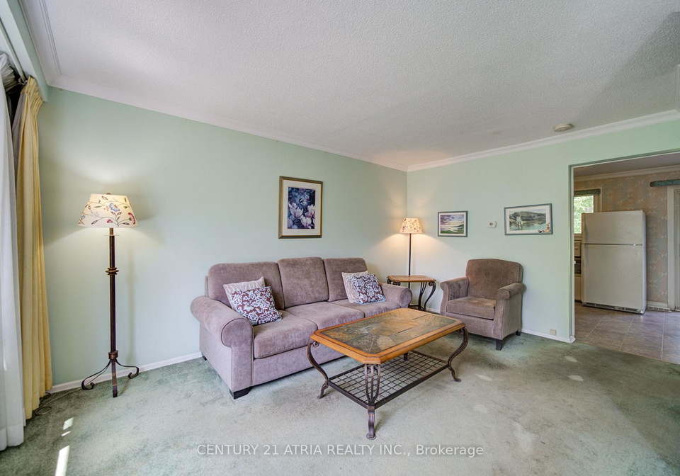 141-hollyberry-trail-toronto-north-york-ontario-c13700174
