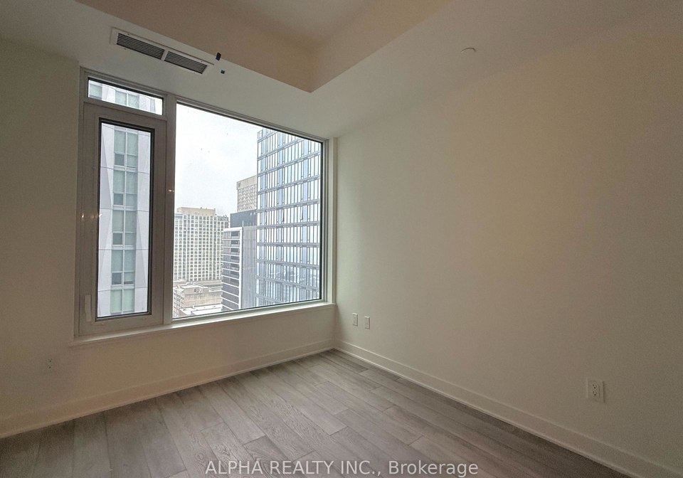 11-yorkville-avenue-toronto-toronto-ontario-c13700256