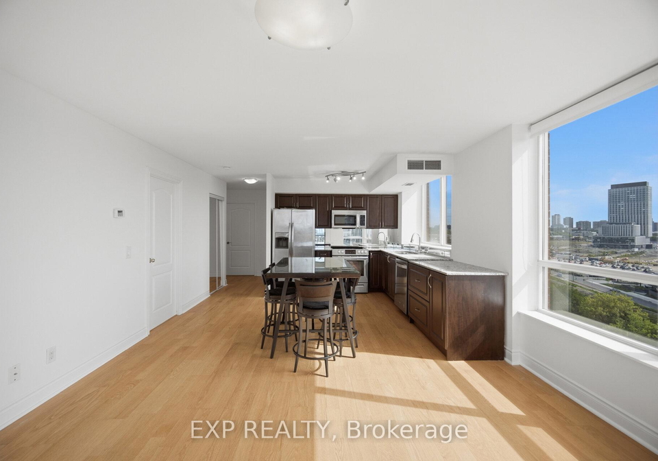 leslie-street-toronto-north-york-ontario-c13700594