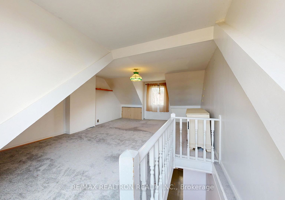 32-macklem-avenue-toronto-toronto-ontario-c13700958