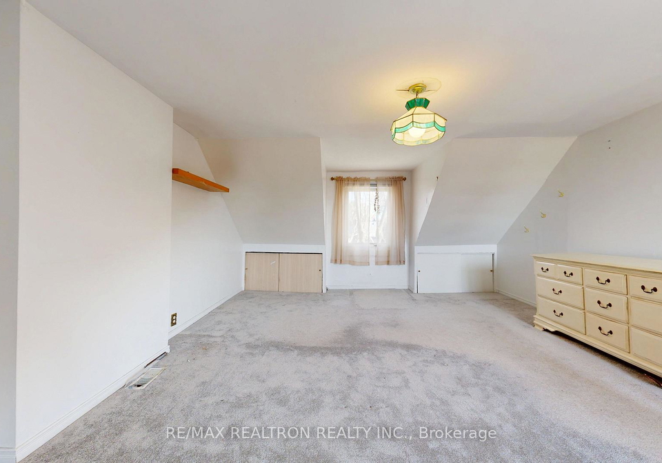 32-macklem-avenue-toronto-toronto-ontario-c13700958